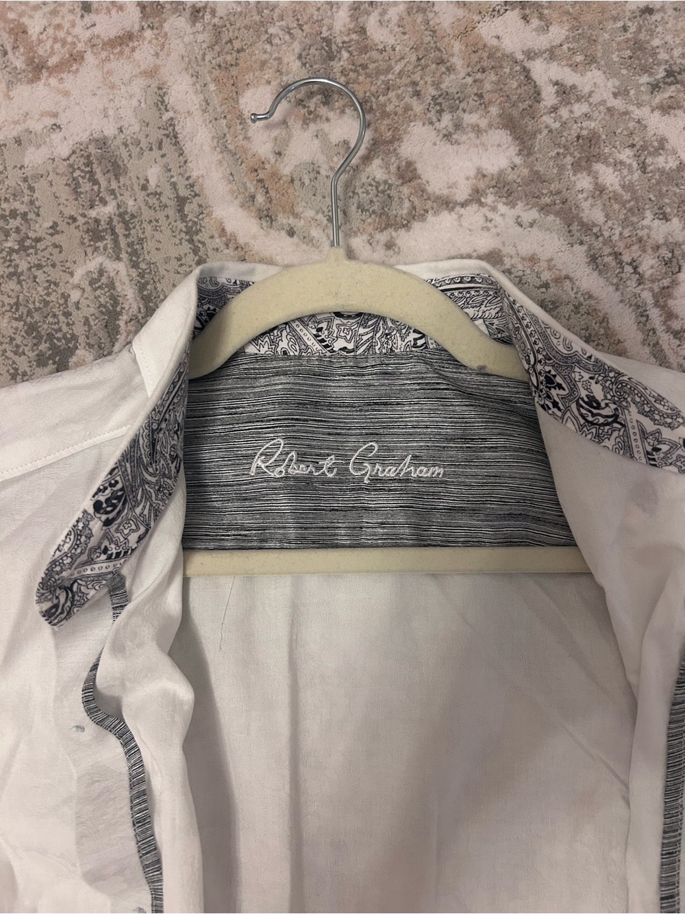 Robert Graham Men’s White Collared Jacket with Paisley Trim